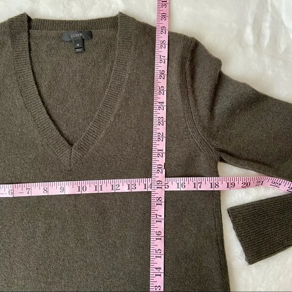 J. Crew Dark Olive Green V-Neck Sweater Size XS